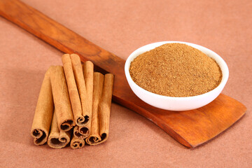 Dalchini or Cinnamon Powder