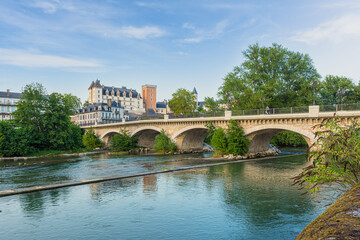 Scenic view of Pau, a famous city in France, featuring the Château de Pau and the river