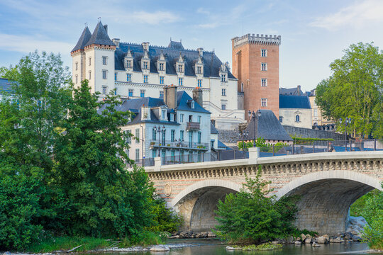 Pau, France. August 9, 2023. Scenic view of Pau, a famous city in France, featuring the Ch&acirc;teau de Pau and the river