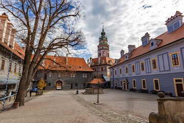 Fototapeta na wymiar Medieval castle in Cesky Krumlov on an autumn day