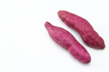 白背景にサツマイモ