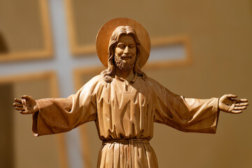 Wood carving of Jesus the Resurrected. Sculpture en bois de Jésus Ressuscité. Taninges, Haute...