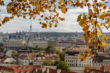 vue sur la ville de Prague en République tchèque en automne depuis le château