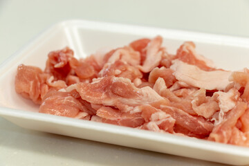 豚肉の細切れ