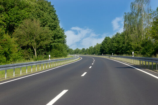 Fahrbahn, Bundesstra&szlig;e 58, B58