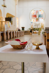 religia, komunia, pierwsza komunia, kościół, dekoracja, ławki,