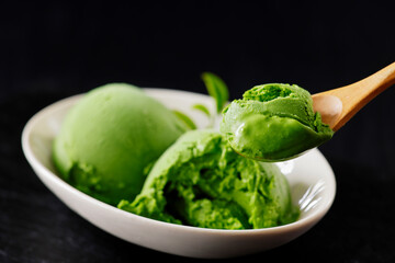 Naklejka premium 抹茶アイスクリーム Green tea ice cream