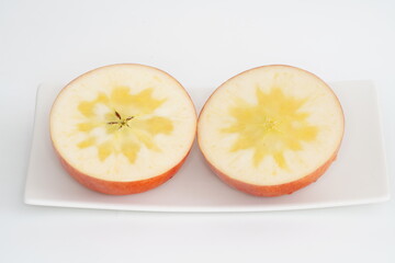 リンゴ　高徳　山形県産