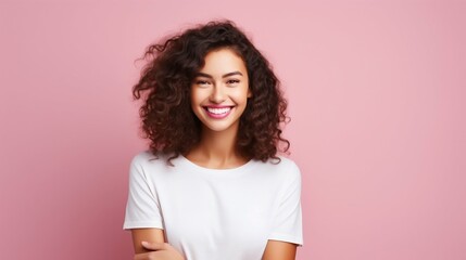 Obraz premium Radiant Smiles: Cheerful Lady with a Bright, Toothy Smile on Pink Background. Generative ai
