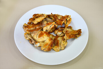 Chicken wings barbeque in a dish with BBQ grill sauce . Izgara tavuk kelebek sis kanat. Tavuk sis, gogus.