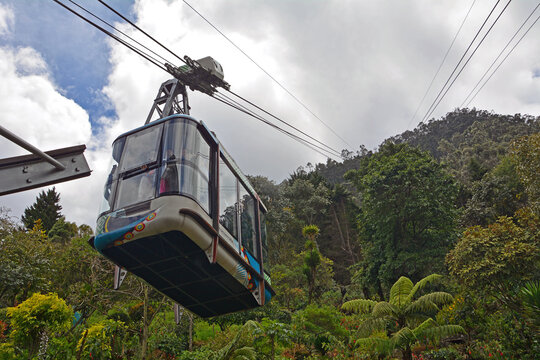 Seilbahn auf den Cerro de Monserrate in Bogot&aacute;, Kolumbien