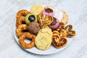 Turkish homemade sweet and savory cookies .Tatli tuzlu kurabiye. Karisik kuru pasta .