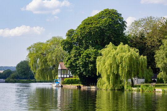 June 2023, Luxury Properties on the banks of the River Thames in Cookham Village, Berkshire, England