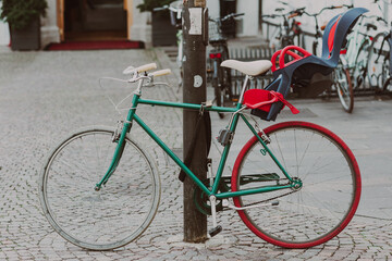 Awesome Hipsterbike with Child Seat