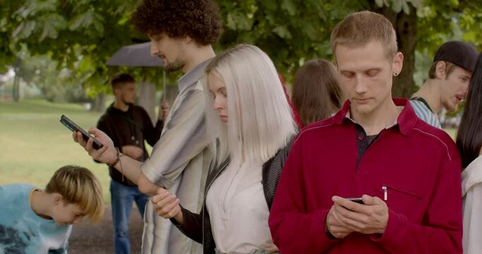 Group therapy games with phones or imaginary smartphone. Role playing game to practice develop assertiveness online. Skills for building healthy relationships in social networks. People portraits.