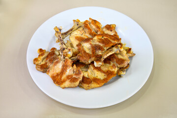Chicken wings barbeque in a dish with BBQ grill sauce . Izgara tavuk kelebek sis kanat. Tavuk sis, gogus.