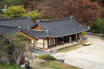 Fototapeta na wymiar Temple of Daebisa, South korea