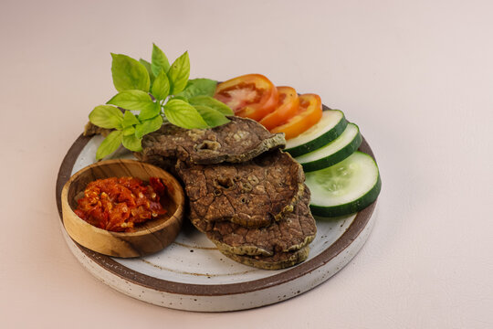 Paru Goreng Sambal Bawang is Fried Lung with Spicy Garlic Sauce.