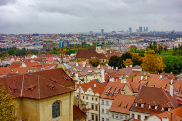 Fototapeta na wymiar panoramic view of the old town of prague in october