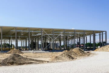 New large building steel framework with corrugated steel roof on reinforced concrete supports
