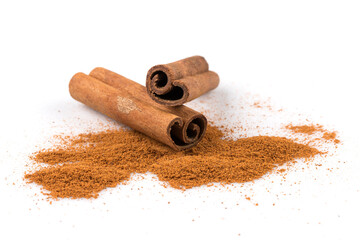 cinnamon sticks with powder