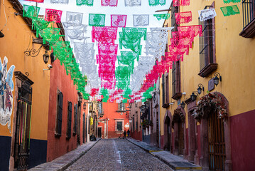 Discovering the colonial style in the city of San Miguel de Allende, Guanajuato, Mexico