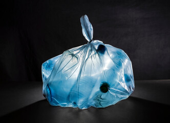 Recycling: plastic bottles in bin liner - 674584921