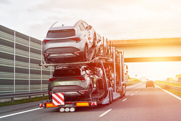 Reliable Towing and Recovery Services: 24-7 Assistance for Vehicle Breakdowns and Accidents....