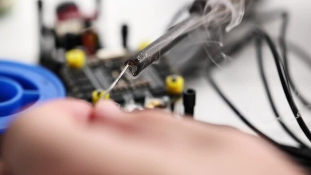 Diy Assembly Ftv Copter, Soldering Microchips And Motor Connections