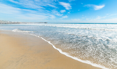 Fototapeta na wymiar golden shore in Pacific Beach