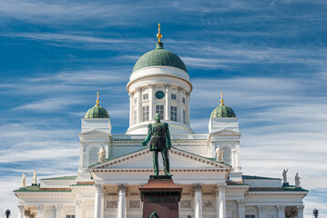 The lutheran cathedral of Helsinki with the statue of Alexander II in the foreground - obrazy, fototapety, plakaty