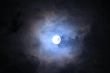 スーパームーン　満月　月のある景色