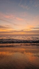Fototapeta na wymiar Traumhafter Sonnenuntergang am Meer Türkei Kumköy Urlaub 