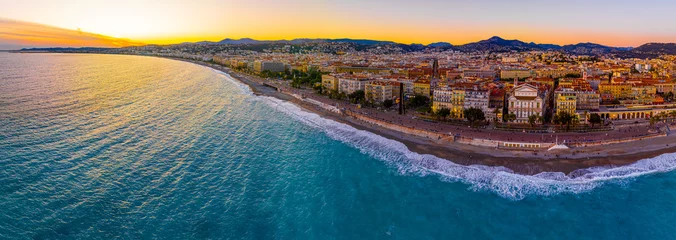 Abwaschbare Fototapete Nice Sunset view of Nice, Nice, the capital of the Alpes-Maritimes department on the French Riviera