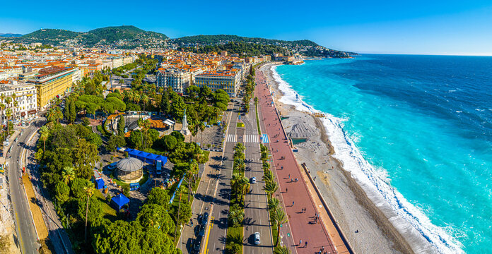 Fototapeta Aerial view of Nice, Nice, the capital of the Alpes-Maritimes department on the French Riviera