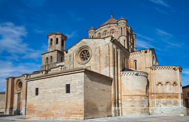 Fototapeta na wymiar Church of Colegiata de Santa Maria, Toro, Zamora Province, Castile and Leon, Spain