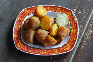 potatoes with herbs and spices