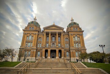 Fototapeta na wymiar Iowa State Capitol building, Des Moines, Iowa 