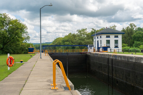 Lock 18 of Enlarged Erie Canal