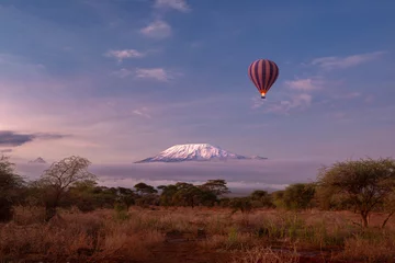 Foto auf Acrylglas Kilimandscharo Amboseli National Park with a view of the snow summit of Kilimanjaro in Kenya. Safari Hot air balloon experience in the early morning