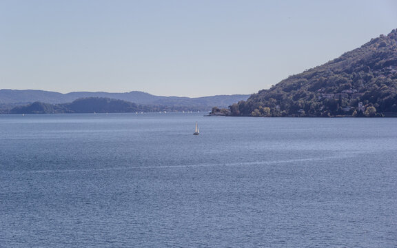SAILING IN THE LAKE