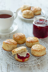  scones with strawberry jam