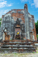 タイ国アユタヤの遺跡ワット・ボロム・プッターラーム