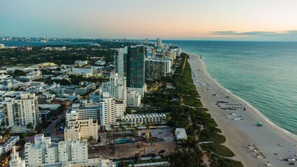Fototapeta premium Visão aérea da praia de Miami, Flórida.