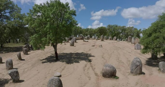 Almendres Cromlech, Evora, Portugal