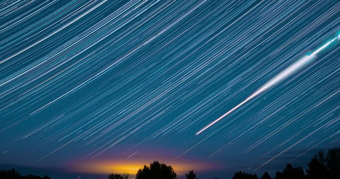 Daybreak Trace Of Sun Above Rural Landscape. 4k Timelapse. Unusual Amazing Sunrise Natural Background. Stars Effect In Sky. Bright Dramatic Trails Of Stars And Meteors. Time Lapse, Time-lapse.