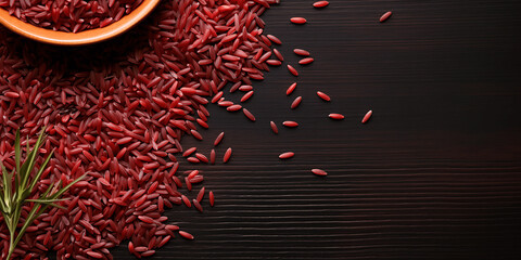 Imagen de fondo de mesas con arroz blanco, rojo y negro