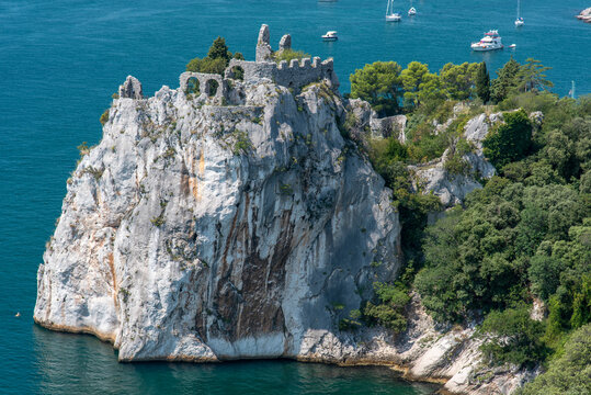 Historic Castello Vecchio di Duino