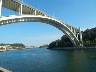 Naklejka premium city harbour bridge