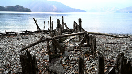 wooden fence on the lake　Chuzenji